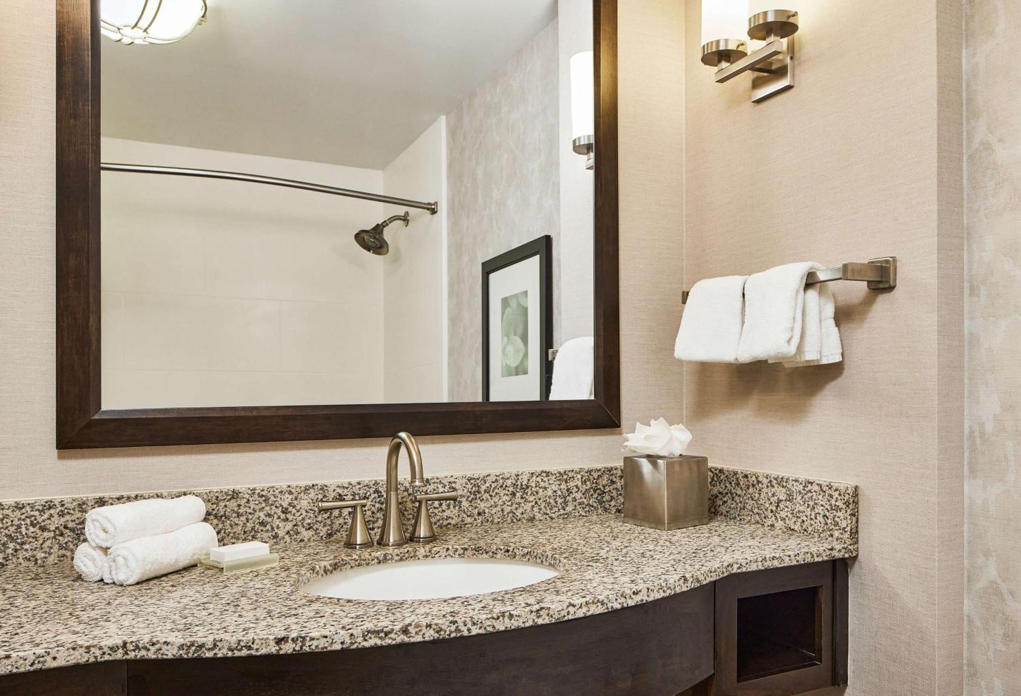 Hilton Garden Downtown Convention Center Hotel